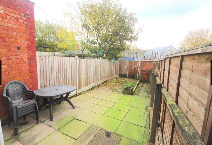 Private Double Room Near City Centre, Coventry Ngoại thất bức ảnh