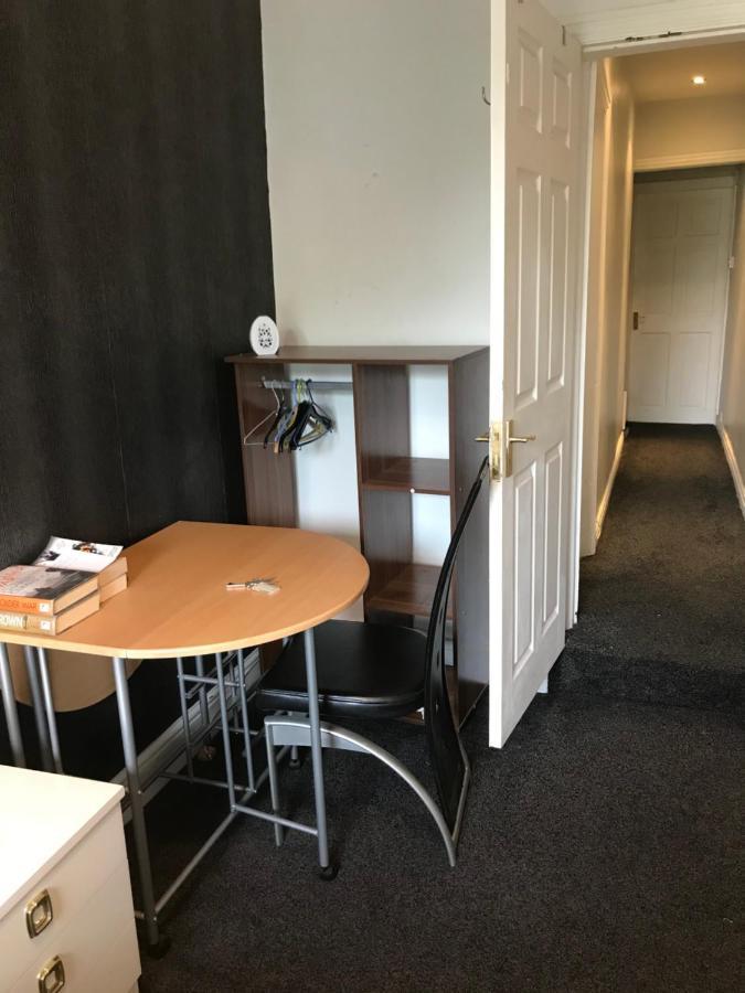 Private Double Room Near City Centre, Coventry Ngoại thất bức ảnh